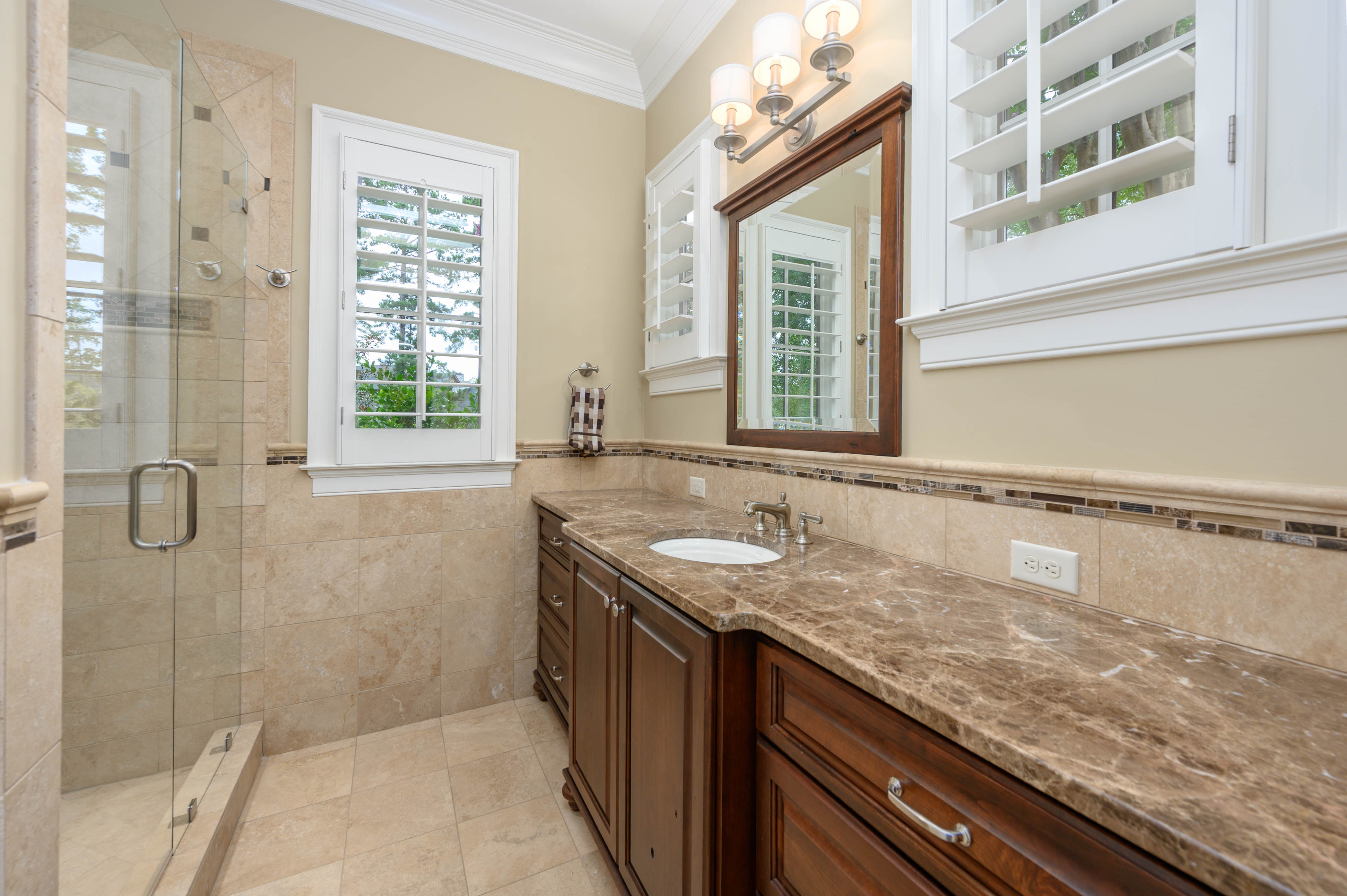 1331 Rose Creek image 27